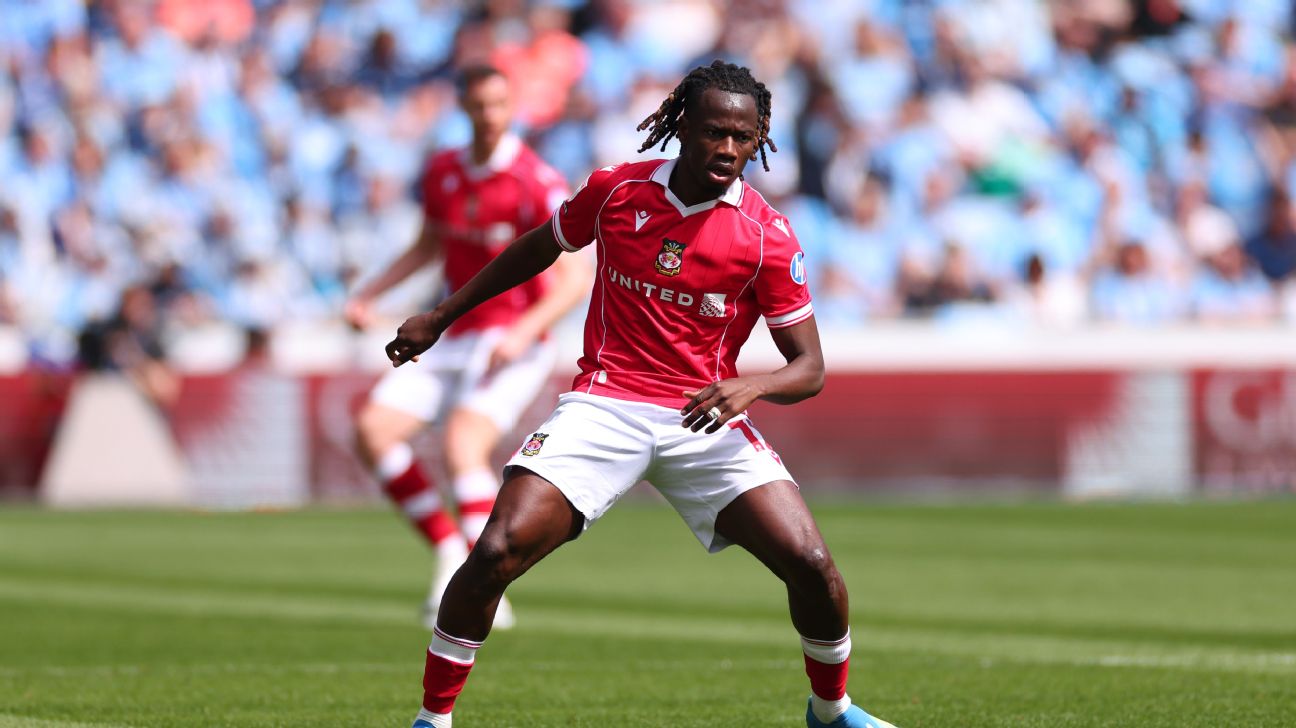 Wrexham ประกาศเซ็นถาวร Issa Kaboré จาก Manchester City ลุยสัญญา 3 ปีที่ STōK Cae Ras รูปประกอบข่าวฟุตบอล