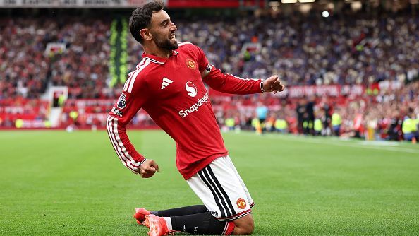 Bruno Fernandes ซัดแฮตทริก พา Manchester United พลิกชนะ Ipswich 5-2 รูปประกอบข่าวฟุตบอล