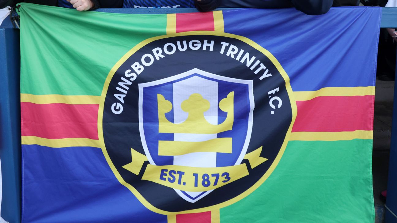 Gainsborough Trinity แจ้งลีกและ FA หลังมีผู้แอบอ้าง Russ Wilcox เสนอสัญญานักเตะ รูปประกอบข่าวฟุตบอล