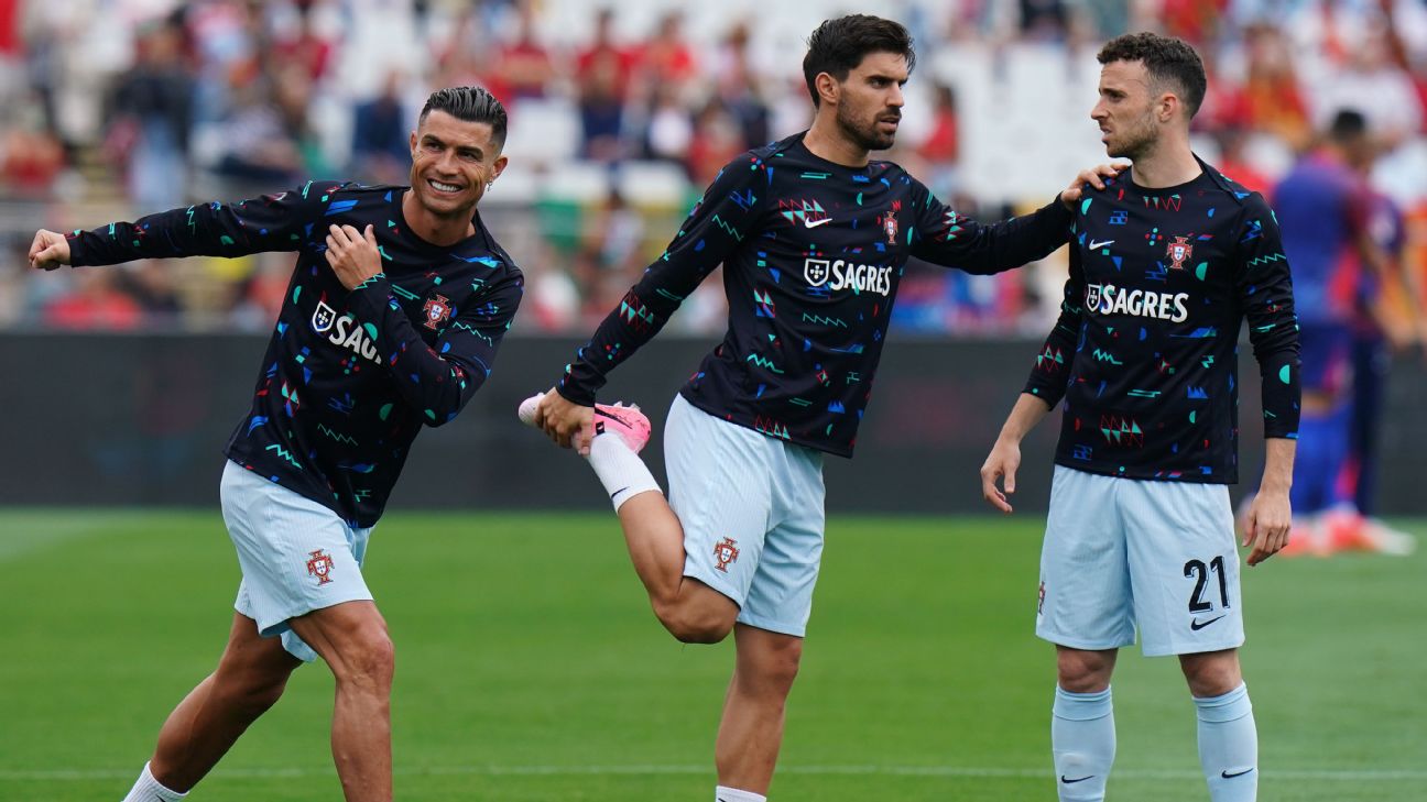 Cristiano Ronaldo เรียกร้องแบนตลอดชีวิตแฟนบอลล้อ Rúben Neves ด้วยเสียงตะโกนถึง Diogo Jota รูปประกอบข่าวฟุตบอล
