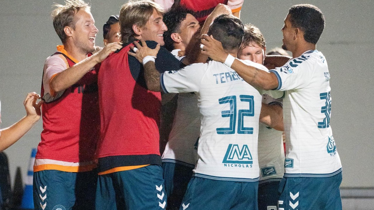 New York Cosmos vs Sarasota Paradise วิดีโอฟุตบอล