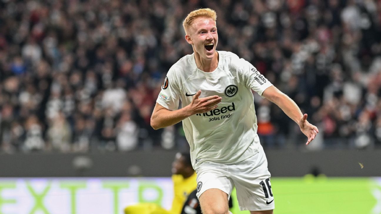 Hugo Larsson มิดฟิลด์สารพัดประโยชน์ที่ Fulham คว้าจาก Eintracht Frankfurt
