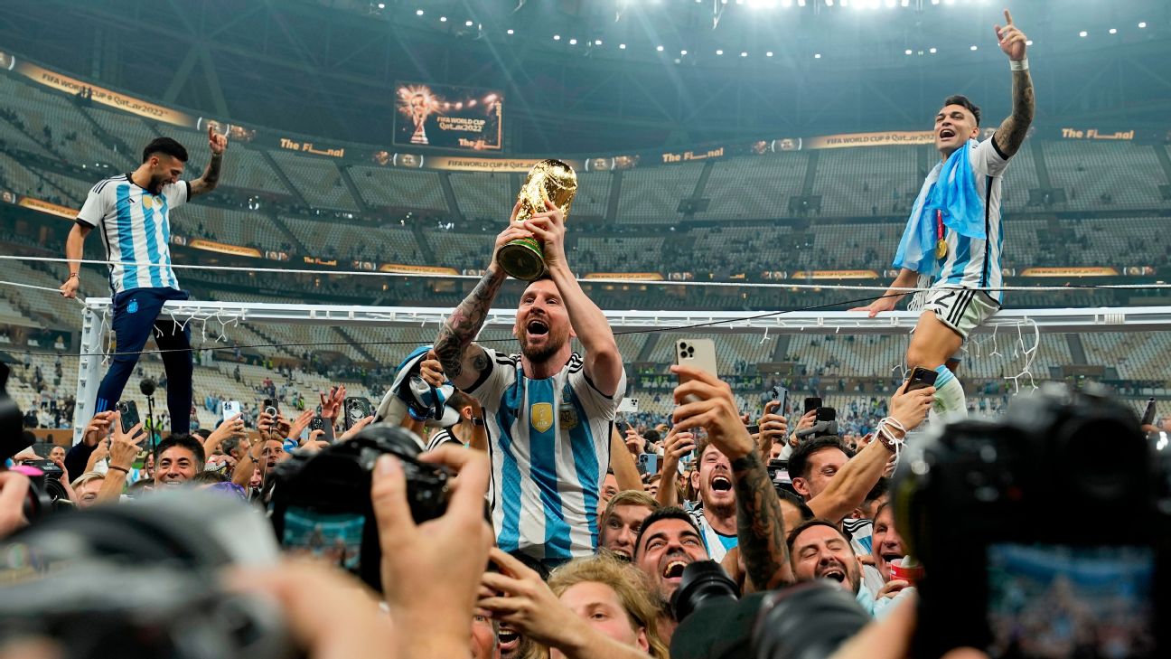 Lionel Messi ประกาศอำลาทีมชาติ อัปเดตสดหลังตัดสินใจเลิกเล่นฟุตบอลทีมชาติ รูปประกอบข่าวฟุตบอล
