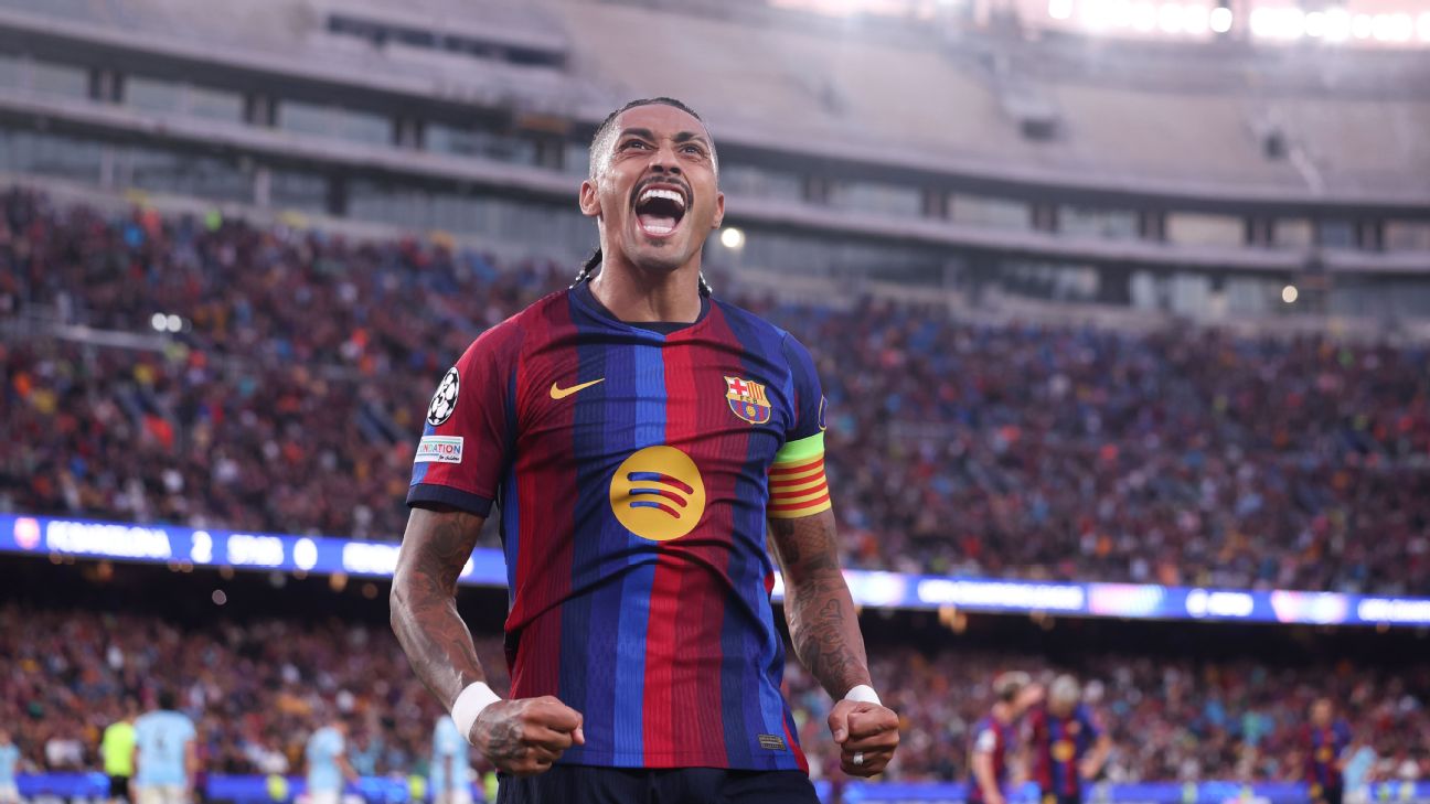 Hansi Flick ชม Raphinha สุดเหลือเชื่อ หลังปรับเล่นกองหน้าหมายเลข 9 ให้ Barcelona รูปประกอบข่าวฟุตบอล