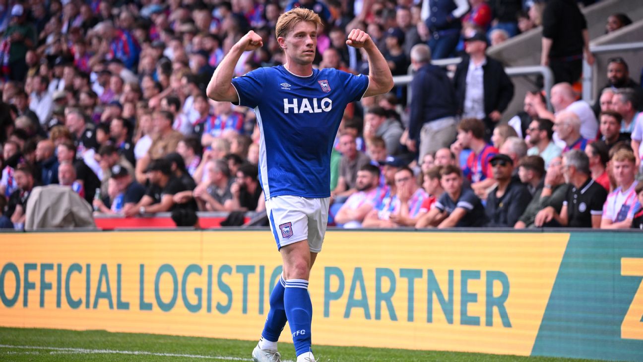 Ipswich บุกชนะ Crystal Palace 3-2 คว้าชัยพรีเมียร์ลีกนัดที่สองของฤดูกาล รูปข่าวฟุตบอล
